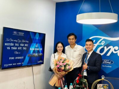 giao xe ford (1)